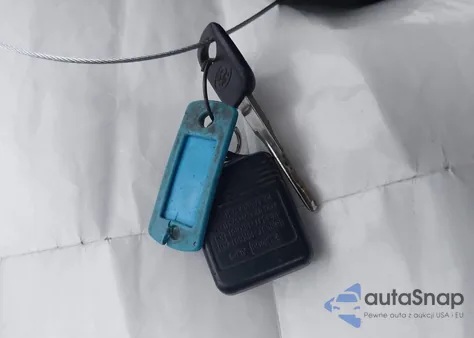 2011 Ford E-250 Commercial from USA, damaged, VIN 1FTNE2EW6BDA16571